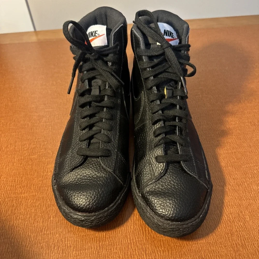 Nike Blazer Mid Triple Black‎ Casual Leather Sneakers 895850-001 - 7 Youth